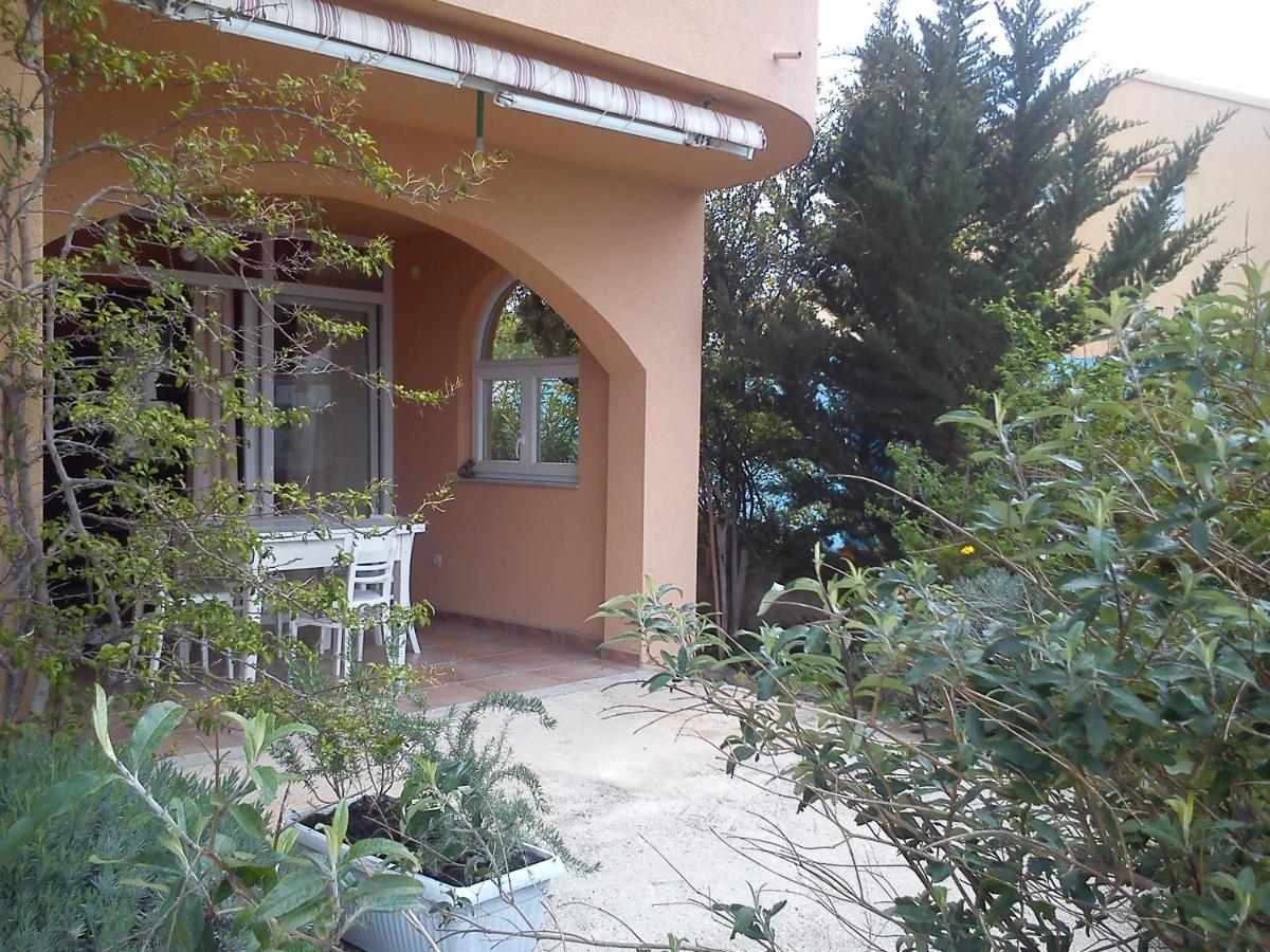 Apartman Atanasov Seline Esterno foto